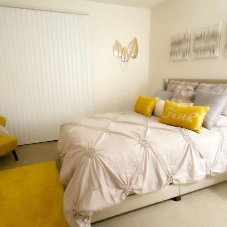 Luxury Avenue Apartment ซานดิเอโก ภายนอก รูปภาพ